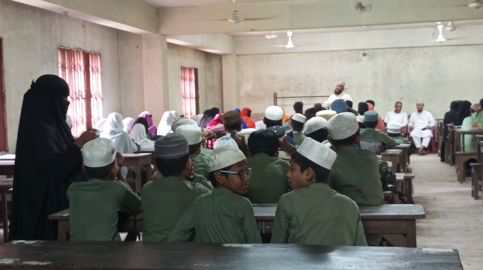 ষষ্ঠ শ্রেণীর শিক্ষার্থীদের অভিভাবক সমাবেশ