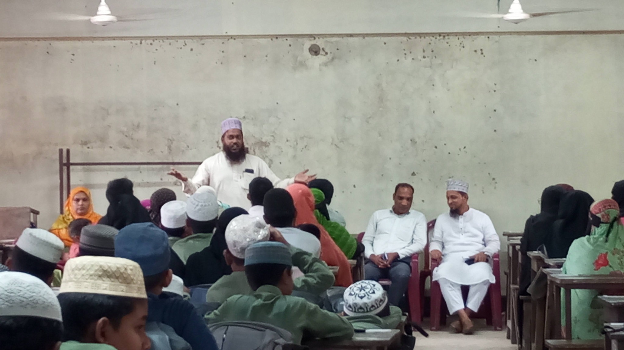 ষষ্ঠ শ্রেণীর শিক্ষার্থীদের অভিভাবক সমাবেশ