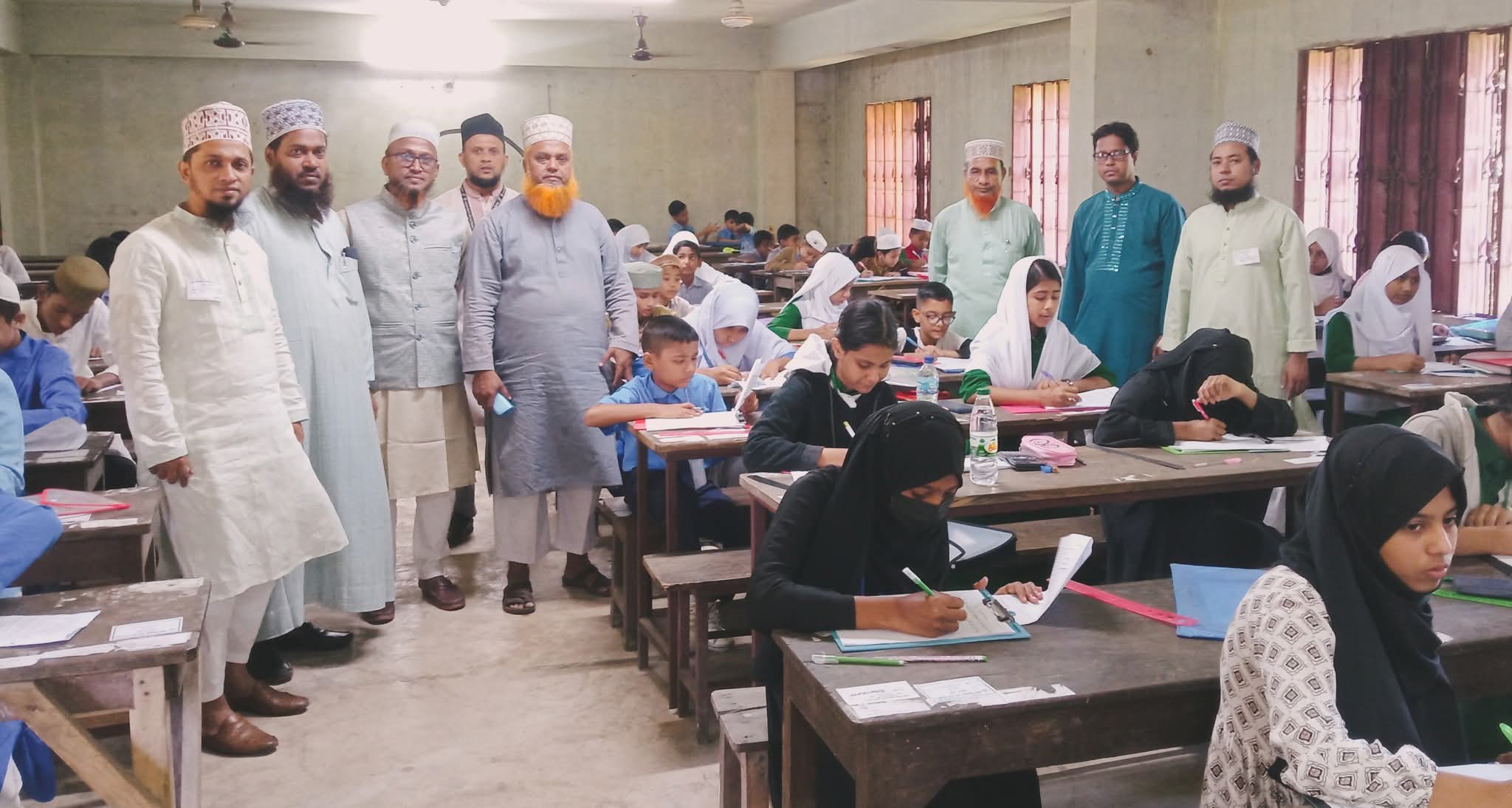 মাদ্রাসা প্রোগ্রাম